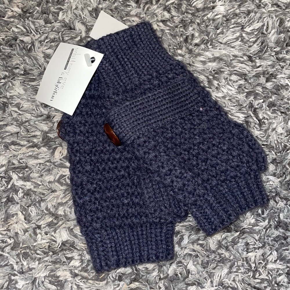 NWT Fingerless Gloves